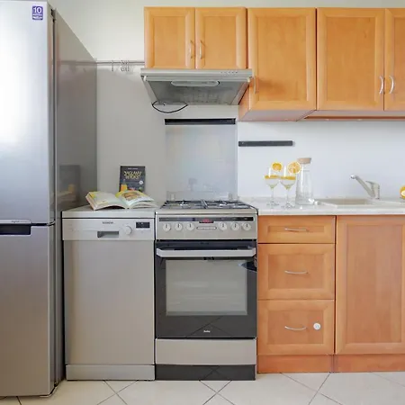 Roomsy - Glamour Apartment